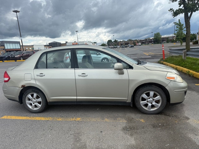 Nissan versa 2007 — photo 2