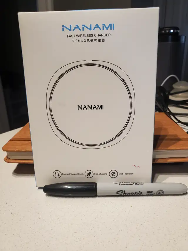 Fast Wireless Charger, NANAMI 10W Qi Wireless Charging Pad in Cell Phone Accessories in Hamilton - Image 2