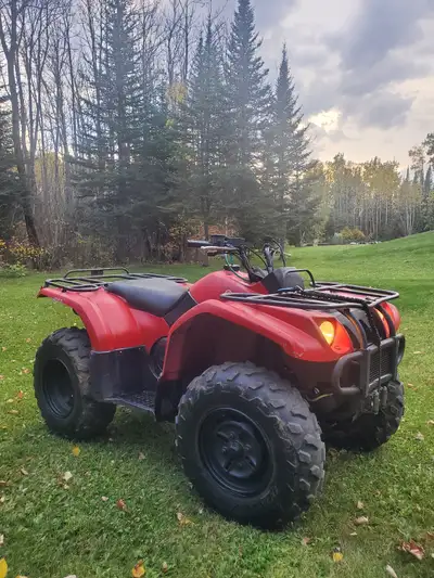 Ready to ride 04 Kodiak 400. Freshly rebuilt rear differential,new rear wheel bearings and seals, ne...