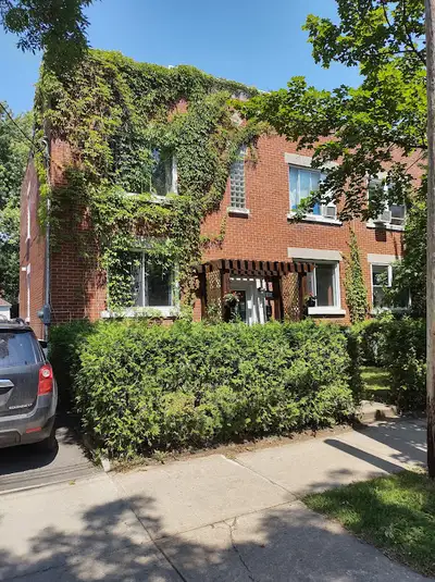 5 1∕2 entièrement meublé, Ville Émard, près métro Jolicoeur