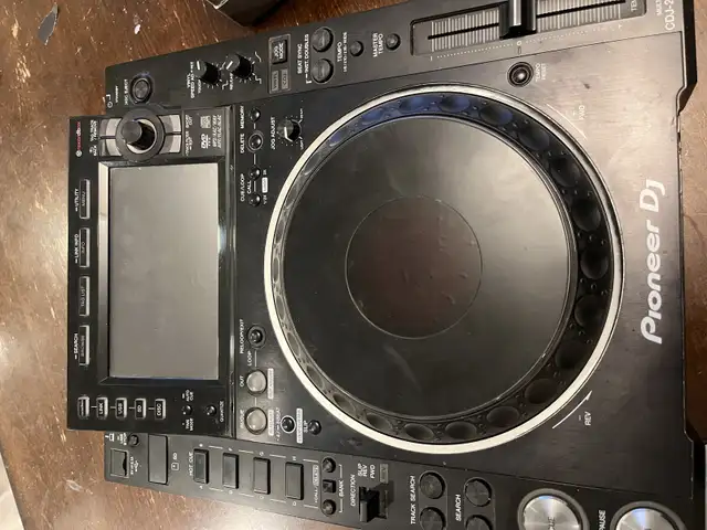 Pioneer CDJ2000NXS2 Set Up in Performance & DJ Equipment in Edmonton - Image 5