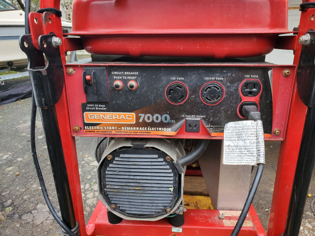 Industrial grade 7000watt Generac generator dans Outils électriques  à Dartmouth - Image 3
