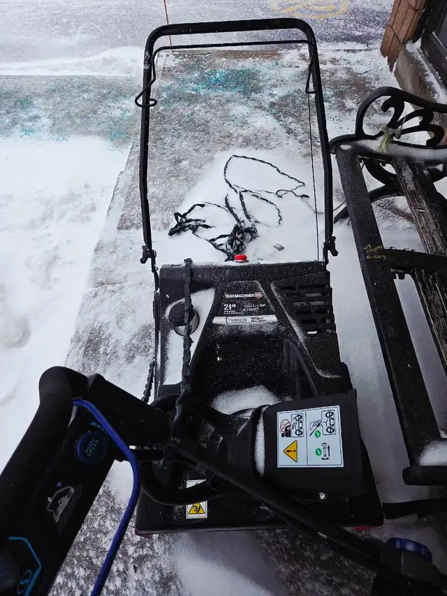 Souffleuse a neige in Snowblowers in Longueuil / South Shore - Image 2