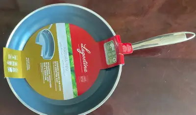 Brand: Lagostina Natura Pro Diameter: 12 Inches (30cm) Features: Non stick Coating with induction Ba...