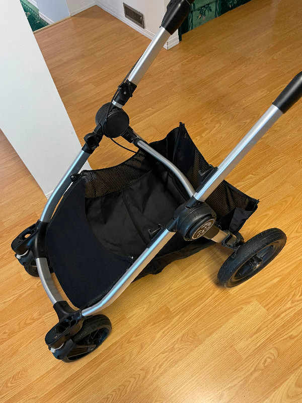 City Select Baby jogger double stroller. in Strollers, Carriers & Car Seats in Calgary - Image 3