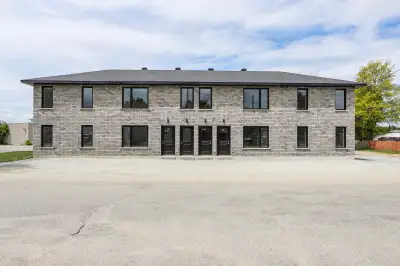 2 bedroom (upper units)