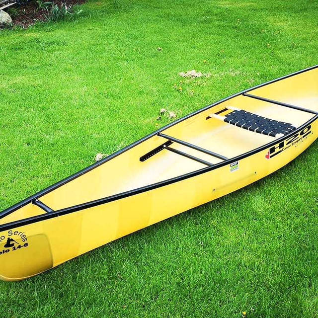 Kevlar  Canoes in Other in Kapuskasing