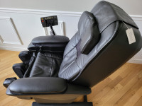 Panasonic EP-30004 Real Pro Ultra Massage Chair - Like New