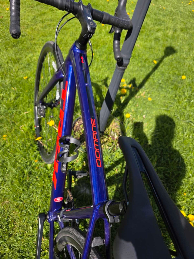 TREK Domaine AL2 GRAVEL/ROAD bike in Road in Owen Sound - Image 4