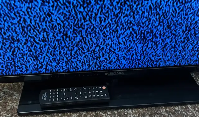 32” TV with Remote LED in TVs in Ottawa - Image 2