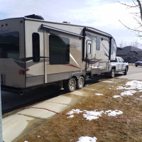 5th Wheel Rv and Truck