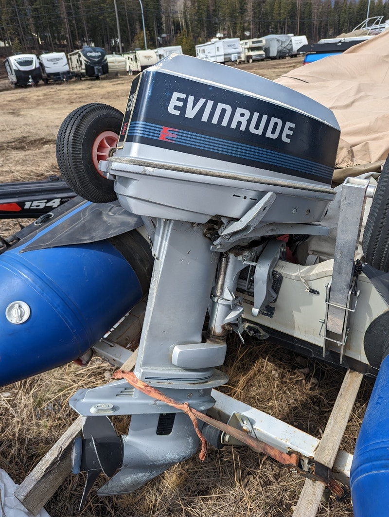 20hp Evinrude outboard motor Powerboats & Motorboats Cranbrook Kijiji