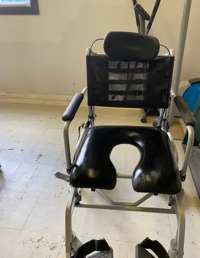 Free medical equipment. Hoyer lift, wheel chair reclining, shower chair. New condition.