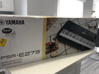 Yamaha PSR-E273 61 Key Digital Keyboard
