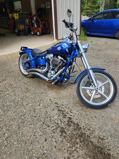 2008 Harley Davidson Rocker C Vance Hanes pipes Solo seat 1584cc air cooled Fuel Injection Blue Pear...
