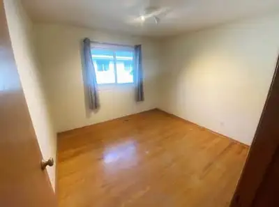 IF THE AD IS UP, MEANS IT’S AVAILABLE. Furnished Room for Rent A bright private room in a very clean...