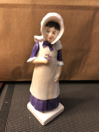 Royal Doulton  Figurine "Anna" HN2802 - Kate Greenway Collection