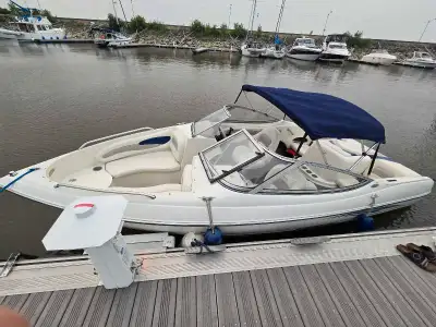 Bateau de 19 pieds à vendre Stingray LS185 2005 Incluant remorque en acier galvanisé Moteur Volvo 3L...