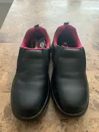 Ladies steel toe slip on work boots. Size 8
