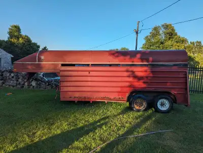 1991 gooseneck stock trailer 16'. All lights and trailer brakes work. Wheel bearing freshly greased....
