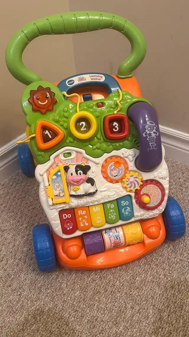 Kid toy with music & walker in Toys in Ottawa - Image 3