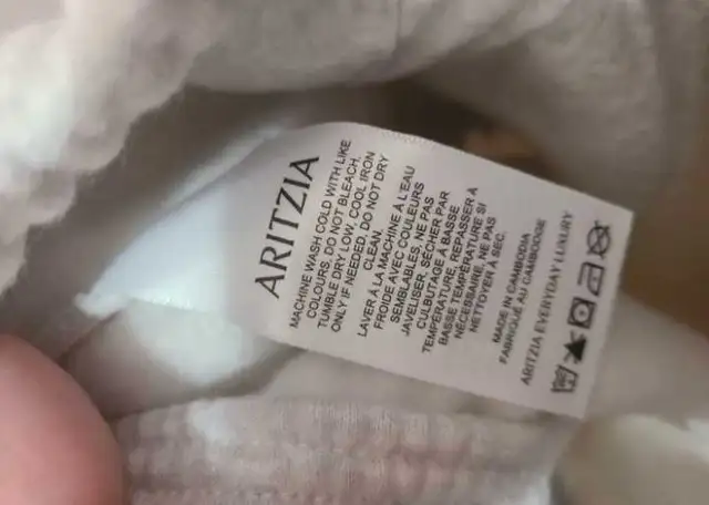 Aritzia - Sweatfleece mega jogger sweatpants in Women's - Bottoms in Markham / York Region - Image 6