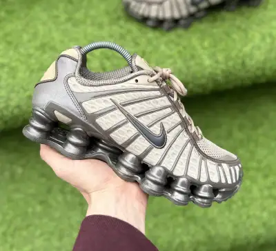 Nike Shox TL Women's Shoes Brand New Size 8 US S, View more