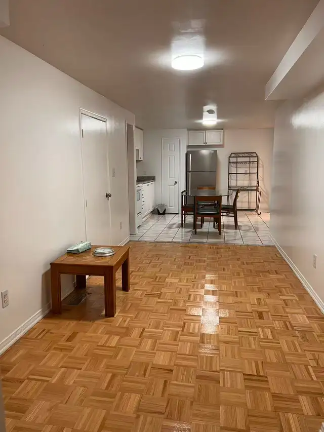 one bed room basement Apt with separeate for rent in Room Rentals & Roommates in City of Toronto - Image 4