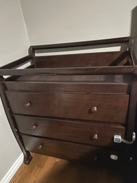 Change Table /Dresser 