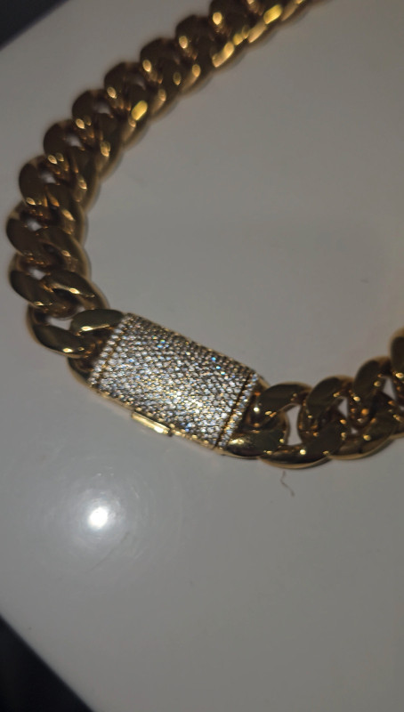 Cubin 18k gold plated moissinite chain. in Jewellery & Watches in Delta/Surrey/Langley
