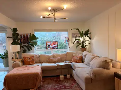 MOVING SALE MILTON, View more