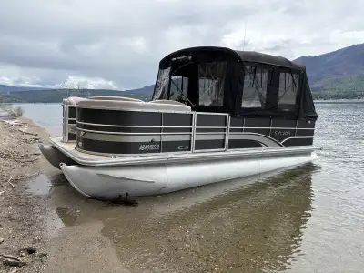 For Sale: 2013 Sylvan Mirage 8520 in Excellent Condition Price: $41,900 Location: Kamloops area with...