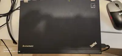 Lenovo ThinkPad X220 8GB ram, 25GB SSD, brand new battery, View more