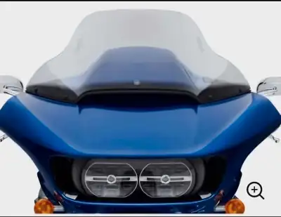 Harley Road Glide 12in windshield light tint. Fits 2017-2023 Asking $75 obo