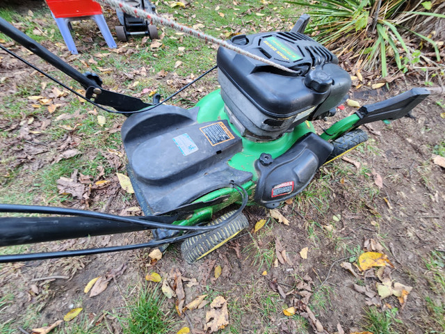 John Deere Commercial Self Propelled Zero Turn Lawnmower 6.75 HP in Lawnmowers & Leaf Blowers in Windsor Region - Image 4