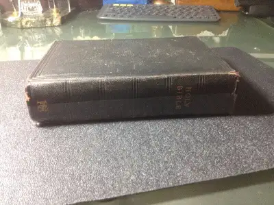 Antiques THE HOLY BIBLE BOOK, View more