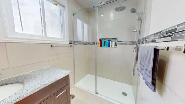 Spacious Bedrooms for long-term Rent – All Inclusive! ️✨ in Room Rentals & Roommates in Ottawa - Image 7