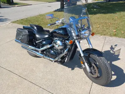 1 owner, fuel injected, LED lights, saddle bags, windshield, new tires and tune up, well maintained,