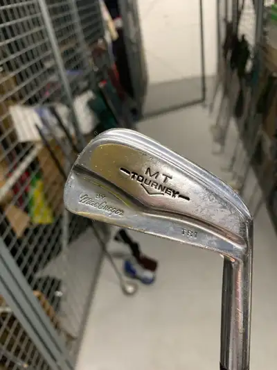 PRICE REDUCED! Pick up at Lansdowne & Dupont. Gorgeous MacGregor Split Sole Irons. They have a tiny...