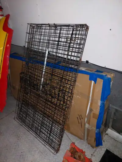 Used large dog cage for big dog