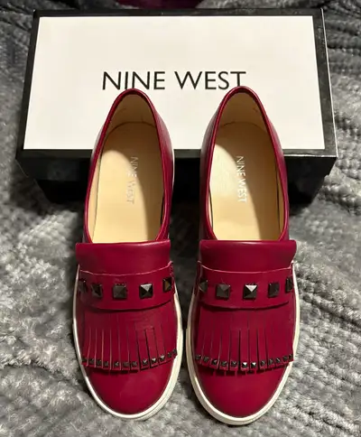 NIB Women's Leather Nine West Studded Slide-On Magenta Shoes 7.5, View more