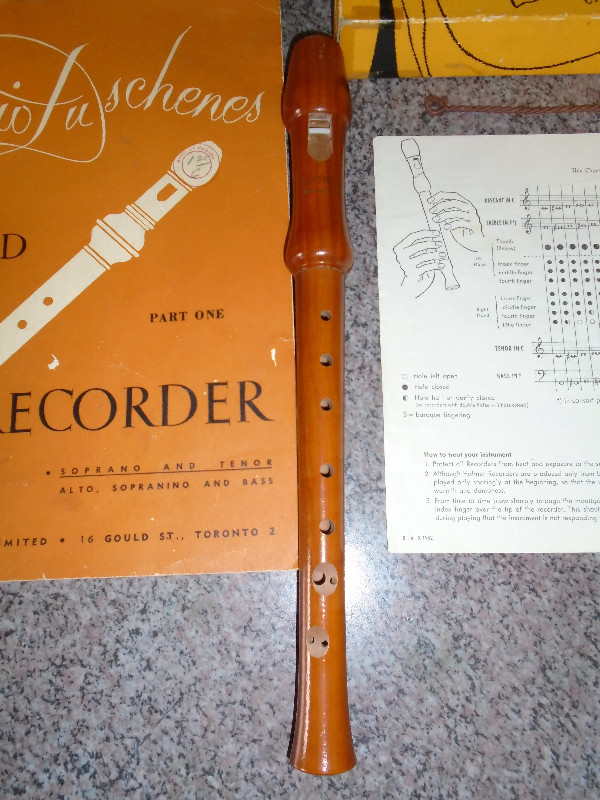 vintage Hohner recorder + accessories in Woodwind in City of Halifax - Image 2