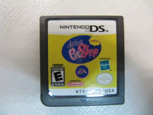 Classic Nintendo DS Super PrincessPeach & 4 Other Games Cir2000s in Nintendo DS in Mississauga / Peel Region - Image 5
