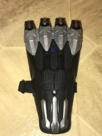 Marvel Avengers Black Panther Claw Toy Lights Up & Sounds Movie