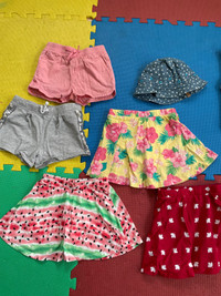 girl skorts and shorts 3-4 y / jupes pour fille