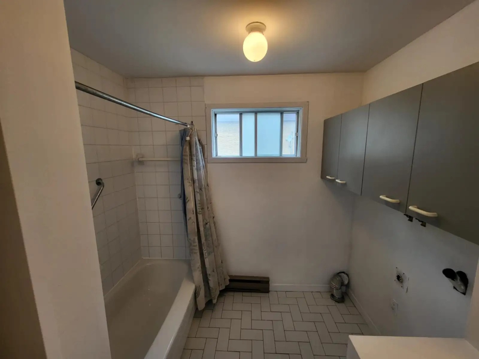 4 1/2 rénové – Laflèche, Saint‑Hubert — photo 2