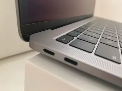 Apple MacBook Air, View more