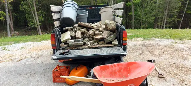 Vaughan Junk Removal in Snow Removal & Property Maintenance in Markham / York Region - Image 5