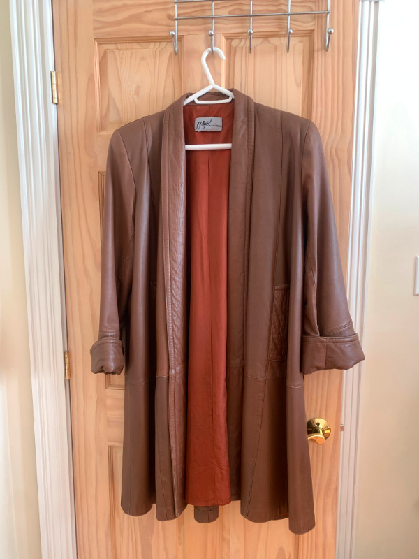 Women’s Vintage Full Length Leather Coat in Women's - Tops & Outerwear in Annapolis Valley