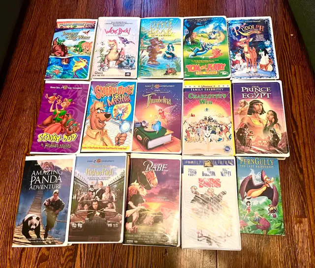 Kids’ VHS Movie Collection - 15 Tapes633512963868191221